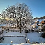 Hinkelshof - 3 Gaestezimmer - Naturnah, Oekologisch, Urig, Selbstversorgerkueche * Korperich