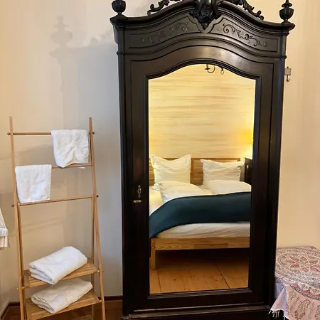 Hinkelshof - 3 Gaestezimmer - Naturnah, Oekologisch, Urig, Selbstversorgerkueche *