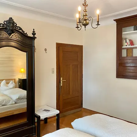 Hinkelshof - 3 Gaestezimmer - Naturnah, Oekologisch, Urig, Selbstversorgerkueche Körperich