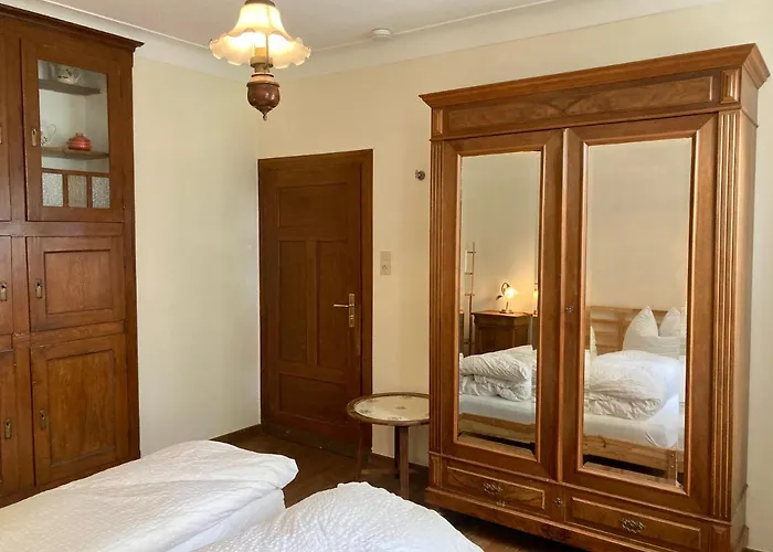 Hinkelshof - 3 Gaestezimmer - Naturnah, Oekologisch, Urig, Selbstversorgerkueche * Korperich