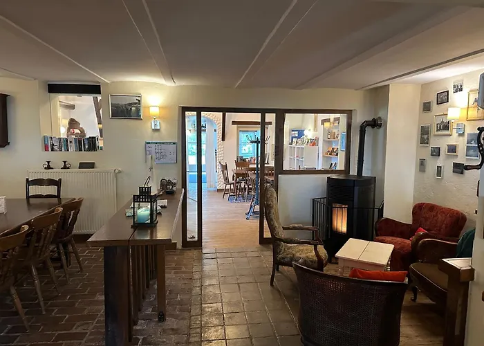 Hinkelshof - 3 Gaestezimmer - Naturnah, Oekologisch, Urig, Selbstversorgerkueche Quarto em Acomodações Particulares